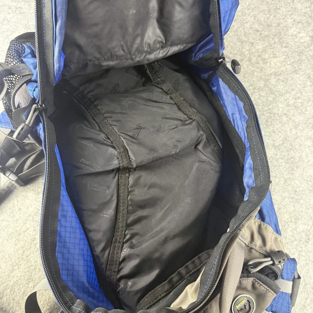 CamelBak Rim Runner Blue Grey Hiking Backpack Air Director Hydration Pack
